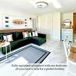 At The Beach, Sunny & 2 Heated Pools, Large Terrace, In *