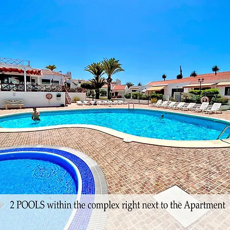 At The Beach, Sunny & 2 Heated Pools, Large Terrace, In Apartament
