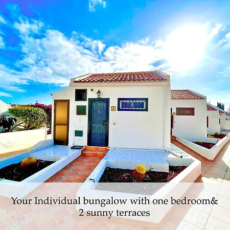 Apartament At The Beach, Sunny & 2 Heated Pools, Large Terrace, In Costa Adeje (Tenerife)