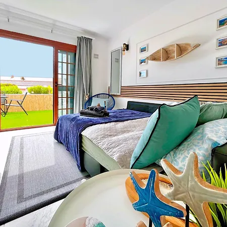 Apartament At The Beach, Sunny & 2 Heated Pools, Large Terrace, In *