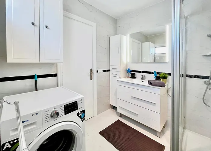 Apartmán At The Beach, Sunny & 2 Heated Pools, Large Terrace, In Costa Adeje (Tenerife)