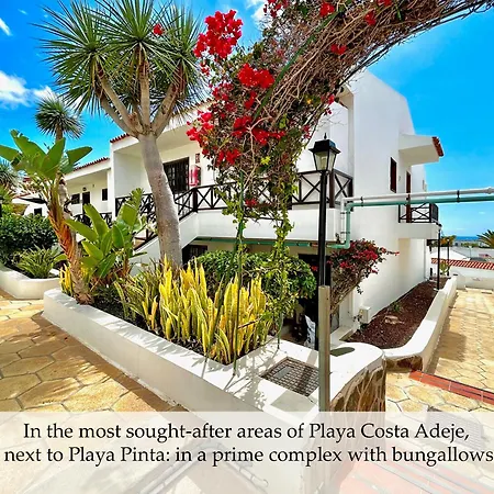 At The Beach, Sunny & 2 Heated Pools, Large Terrace, In Apartment *