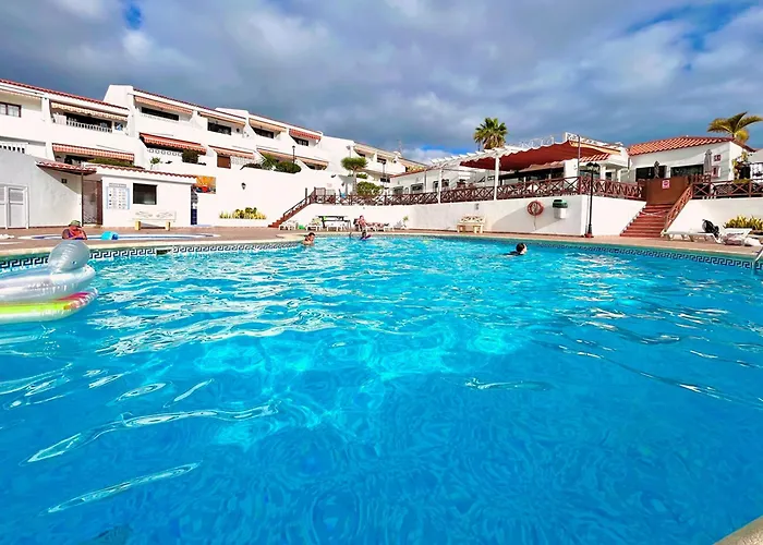 At The Beach, Sunny & 2 Heated Pools, Large Terrace, In Apartment