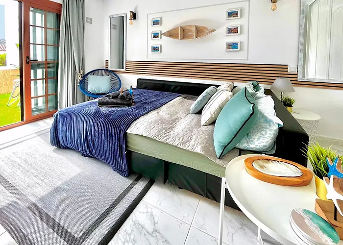 At The Beach, Sunny & 2 Heated Pools, Large Terrace, In *